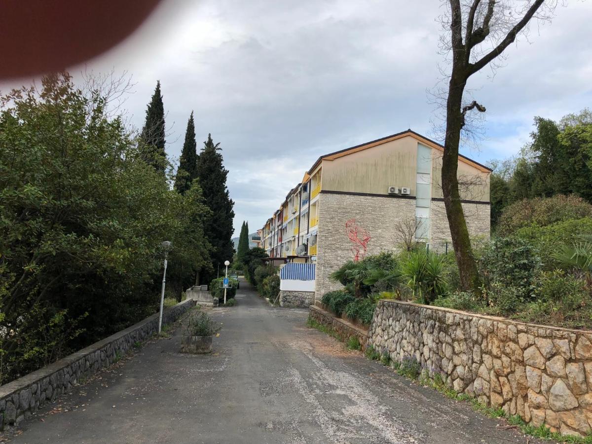 Guest House Valerija Icici Exterior photo